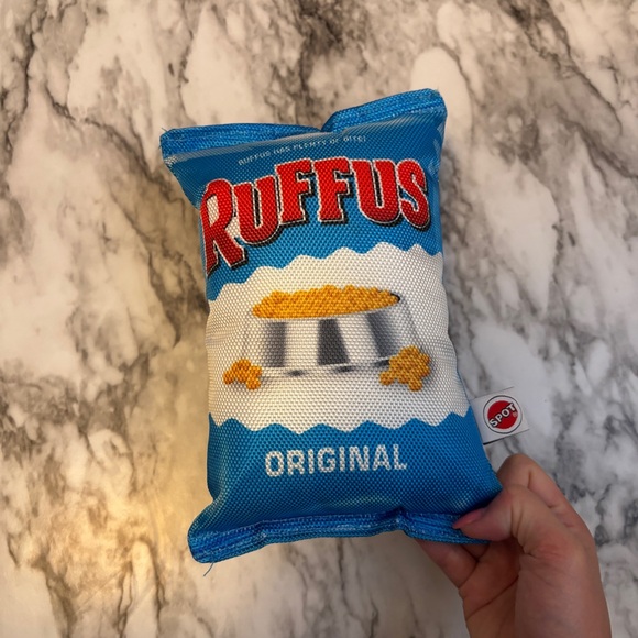BNWT Spot Ruffus Chips Dog Toy Plush Crinkle Squeaky Toy - Picture 2 of 3